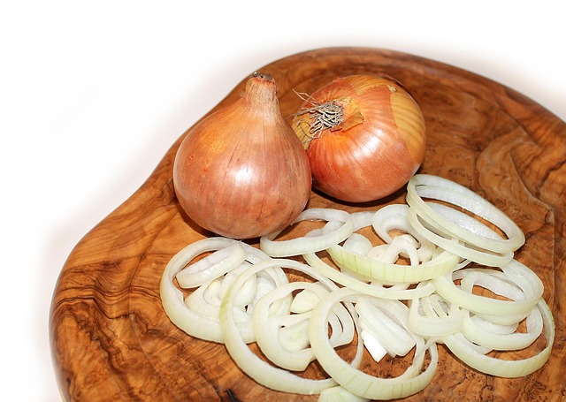 onion, chopping board, food, vegetables, sliced onions, onions on board, onion, onion, onion, onion, onion